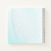 Elegante blauwe bloem aangepaste bruiloft gast notitieboek (Achterkant)