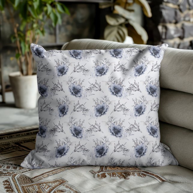 Elegante Blauwe Bloem Kussen (Creator heeft geüpload)
