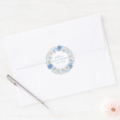 Elegante blauwe bloemachtige bruidsdouche ronde sticker (Envelop)