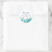 Elegante blauwe bloemen bruiloft dank u ronde sticker (Tas)