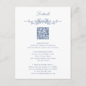 Elegante Blauwe Bloemen Rand QR Code Trouwdetails Informatiekaartje (Voorkant)