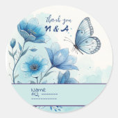 Elegante Blauwe Bloemen & Vlinder Custom Ronde Sticker (Voorkant)