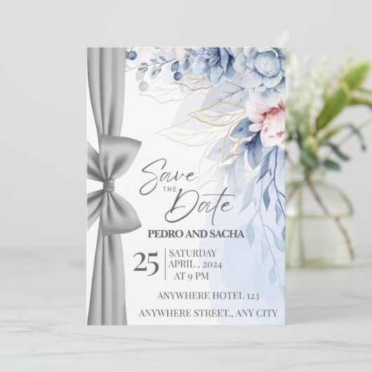 Elegante Blauwe Bloemige Save The Date Kaart met Z (Staand voorkant)