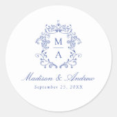 Elegante Blauwe Chinoiserie Crest Monogram Huwelij Ronde Sticker (Voorkant)