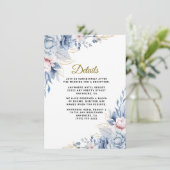 Elegante blauwe en blozen bloemenbruiloft informatiekaartje (Staand voorkant)