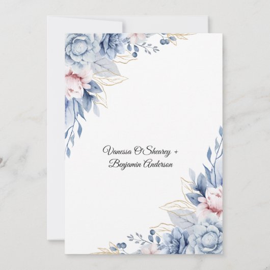 Elegante Blauwe en Blush Bloemen Huwelijksuitnodig Kaart (Achterkant)