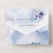 Elegante blauwe en violette bloem alles in één all in one uitnodiging (Achterkant)