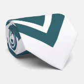 Elegante blauwe en witte chevron patroon das (Opgerold)