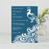 Elegante Blauwe en Witte Peacock Bruiloft Uitnodig Kaart (Staand voorkant)