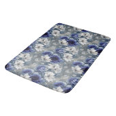 Elegante blauwe en witte rozen en lelies badmat (Gekanteld)
