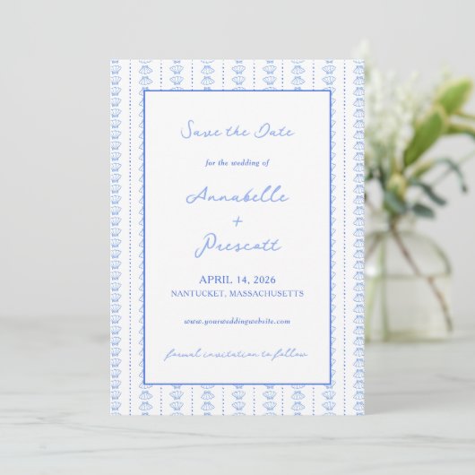 Elegante blauwe hand getrokken zeeschelp kust brui save the date (Staand voorkant)