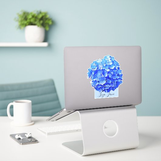 Elegante Blauwe Hortensia Aangepaste Naam Sticker (Laptop op bureau)