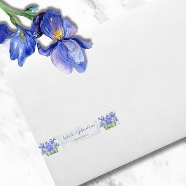 Elegante Blauwe Irissen Bloemen op Grijs Marmeren Adreslabel Wikkel