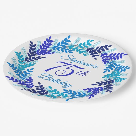 Elegante Blauwe Krans 75e Verjaardag Papieren Bordje (Gekanteld)