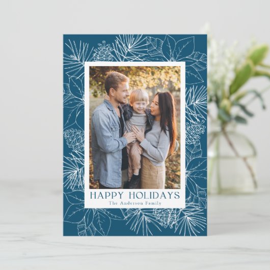 Elegante blauwe poinsettias en dennenappels Foto Feestdagenkaart (Staand voorkant)