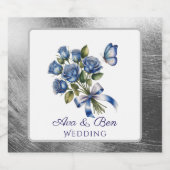 Elegante Blauwe Rozen en Zilveren Bruiloft Vlinder Bier Etiket (Enkel label)