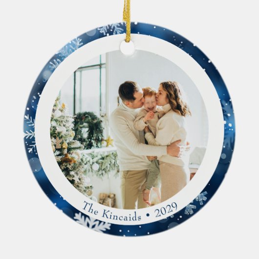 Elegante Blauwe Sneeuwvlok Dubbele Kant Kerstfoto Keramisch Ornament (Achterkant)