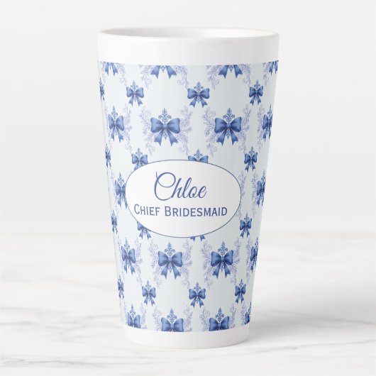 Elegante Blauwe Strik Bruidsdouche Latte Mok (Voorkant)