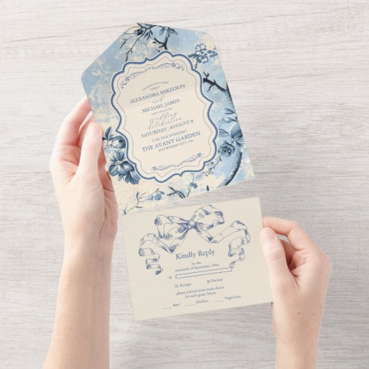 Elegante blauwe Toile de Jouy bruiloft All In One Uitnodiging (Afscheurbaar)