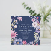 Elegante Blauwe Wildflower Krans Jongensdoop Kaart (Staand voorkant)