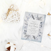 Elegante blauwe winter bloemenbruiloft folie uitnodiging