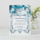 Elegante Blauwe & Witte Overlay Bloemen bruiloft Kaart (Staand voorkant)