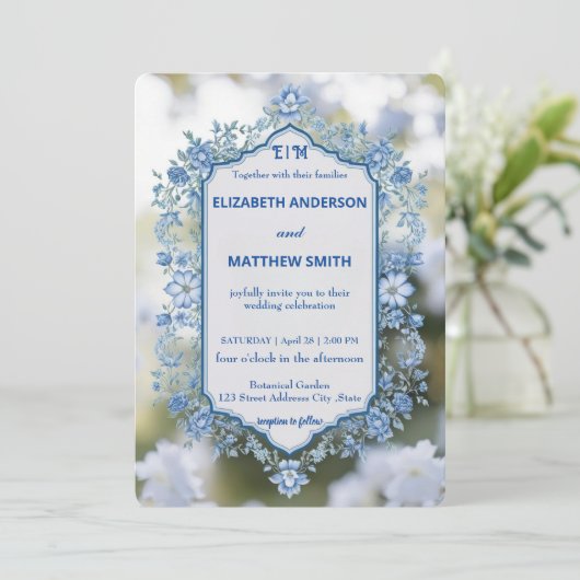 Elegante Blauwe & Witte Overlay Bloemen bruiloft Kaart (Staand voorkant)
