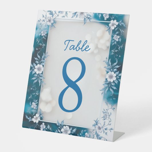 Elegante Blauwe & Witte Overlay Bloemen bruiloft Reclamebord Met Voetstuk (Voorkant)