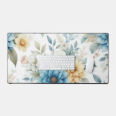 Elegante bloem pastelblauw en geel op wit bureaumat (Keyboard & Muis)