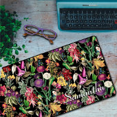 Elegante bloemen en bladeren zwart bloemenpatroon bureaumat
