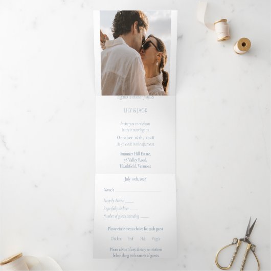 Elegante Bloemen Hydrangea Foto Website Bruiloft Drieluik Uitnodiging (Binnen)