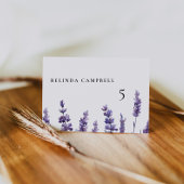 Elegante Bloemen Lavendel Wedding Guest Place Card Kaart