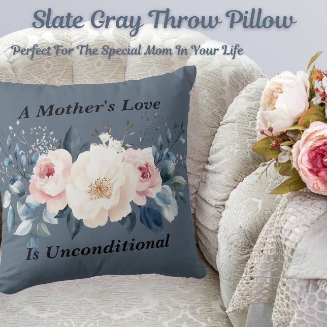 Elegante Bloemen Moeder's Love Slate Grey Kussen (Get this beautiful slate gray throw pillow! Perfect for the special mom in your life.)