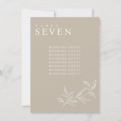 Elegante Bloemen Taupe Bruiloft Zitkaart Kaarten (Voorkant)