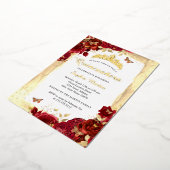 Elegante Bloemen Vlinder Goud Rood Quinceanera Folie Uitnodiging (Gedraaid)