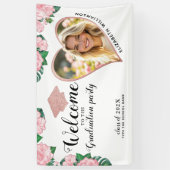 Elegante Bloemen Wit en Roze Afstuderen Welkom Spandoek (Verticaal)