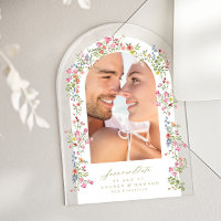Elegante bloemenboog foto save our date bruiloft