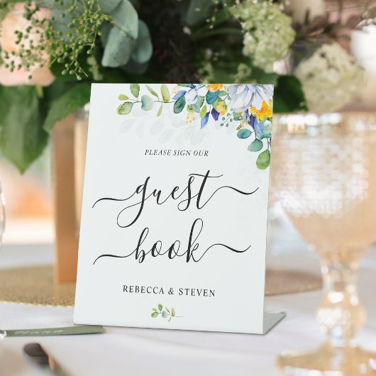 Elegante bloemengele blauwe witte bruiloft reclamebord met voetstuk