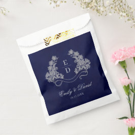 Elegante Bloemenkroon Navy Monogram Bruiloft Bedankzakje