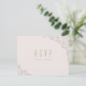 Elegante bloemenrijke lila rustieke bruiloft RSVP Uitnodiging Briefkaart (Staand voorkant)