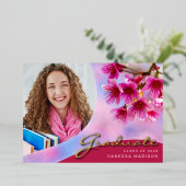 Elegante bloemenscript | Moderne foto afstudeerkaa Folie Uitnodiging (Staand Voorkant)