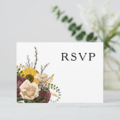 Elegante Bloemige Bruiloft RSVP Kaartje (Staand voorkant)