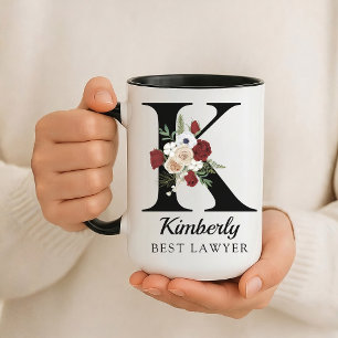 Elegante bloemige initiële aangepaste mok cadeau v