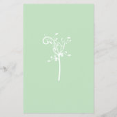 Elegante bloemige lichtpastelgroene trouwmenu flyer (Achterkant)