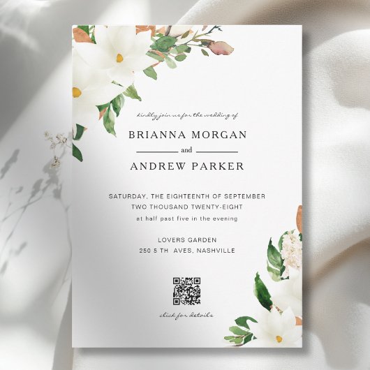 Elegante Bloemige Magnolia QR Code Trouwdag Kaart