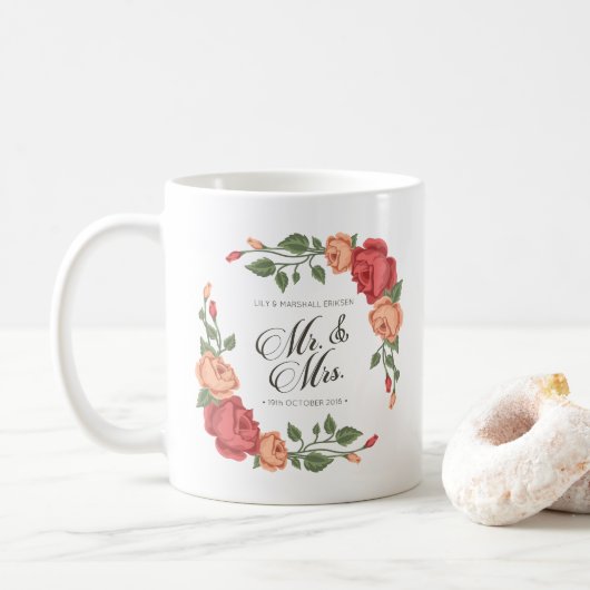 Elegante bloemige Mr & Mrs-huwelijk | Mok (Met donut)