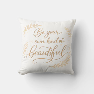 Elegante Bloemletters "Wees je eigen soort mooi Kussen