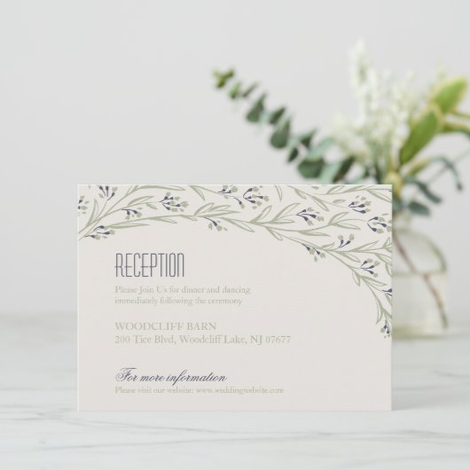 Elegante bloemrijke rustieke trouwontvangstkaart kaart (Staand voorkant)