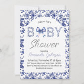 Elegante Blue Bow Toile de Jouy Floral Baby shower Kaart (Voorkant)