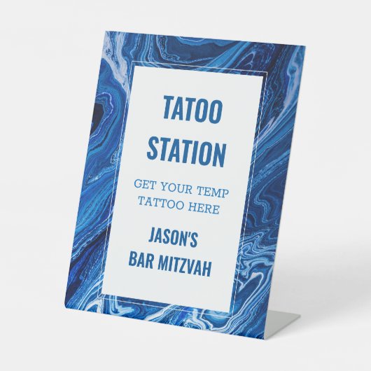 Elegante Blue Ocean Waves Bar Mitswa Reclamebord Met Voetstuk (Voorkant)